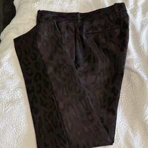 TALLIA Men's Dark Leopard Print Pants
